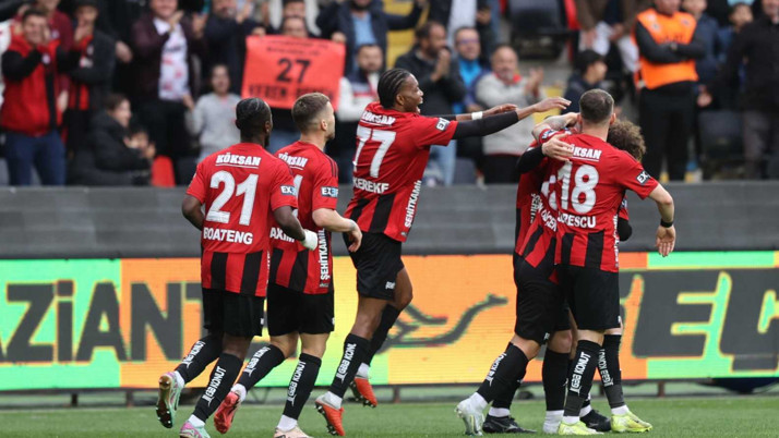 Gaziantep FK, geriden gelerek Hatayspor'u devirdi