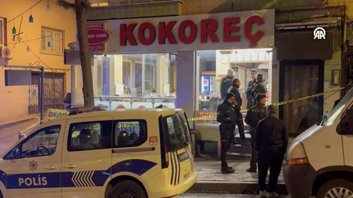 Üsküdar'da kapı önüne çöp dökme kavgasınde 1 kişi hayatını kaybetti