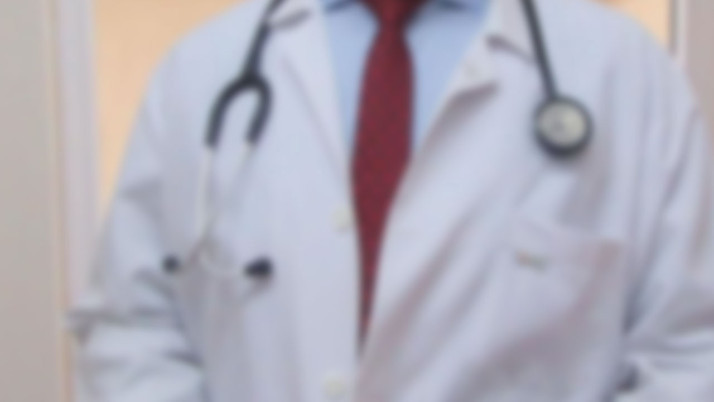 "Bıçak parası" istediği iddia edilen öğretim üyesi hakkında karar verildi