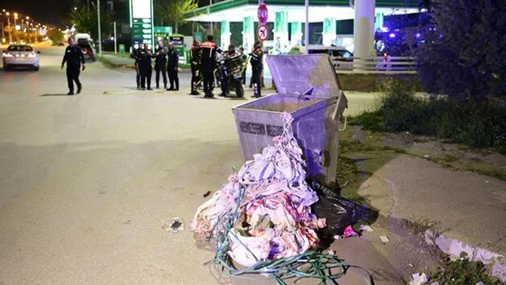 Bebeğini çöp konteynerine atan anne tutuklandı
