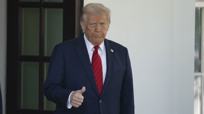 Trump FED Başkanı'nı hedef aldı ABD borsaları çakıldı