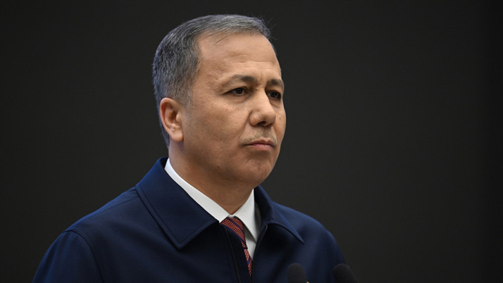 Bakan Yerlikaya'dan 23 Nisan mesajı: Çocuklarımızın umutlarını büyütmeye devam edeceğiz