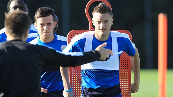 Leicester City'nin efsane golcüsü takımdan ayrılıyor