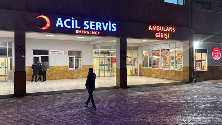 53 üniversite öğrencisi gıda zehirlenmesi şüphesiyle hastaneye başvurdu