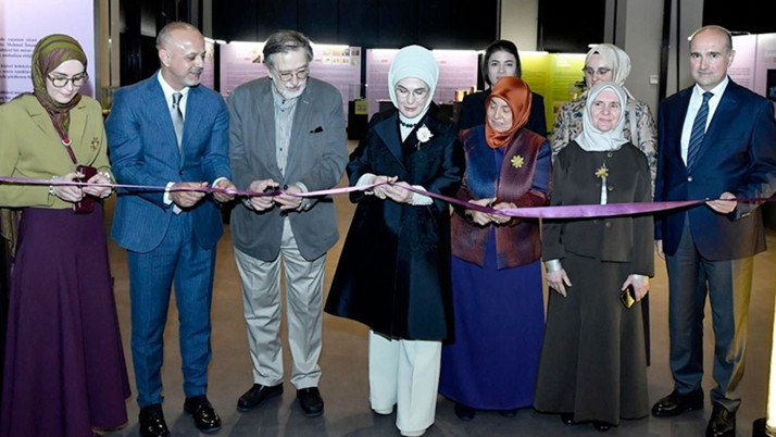 Emine Erdoğan "Saklı Kalanlar" sergisine ilişkin paylaşım yaptı