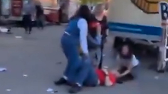 Kanada'da bir sürücü aracıyla festivale daldı çok sayıda ölü ve yaralılar var