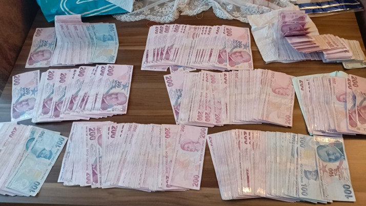 İzmir'de FETÖ operasyonu! 31 şüpheli gözaltına alındı