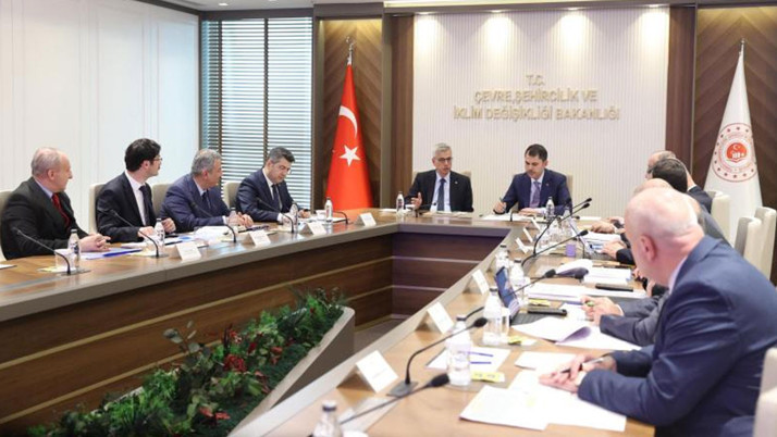 Memişoğlu ve Kurum, istişare toplantısında bir araya geldi