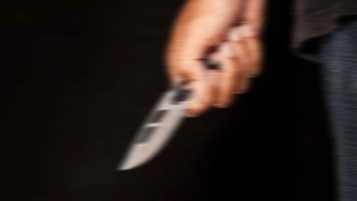 Mardin'de camide bıçaklı saldırı!