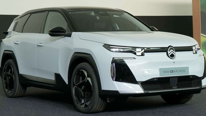 Yeni nesil C5 Aircross modeli motor seçenekleriyle tanıtıldı menzil arttı