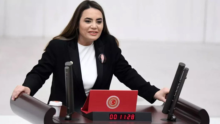 Ayyüce Türkeş'e babasının mezarında saldırı! İyi Parti'den açıklama