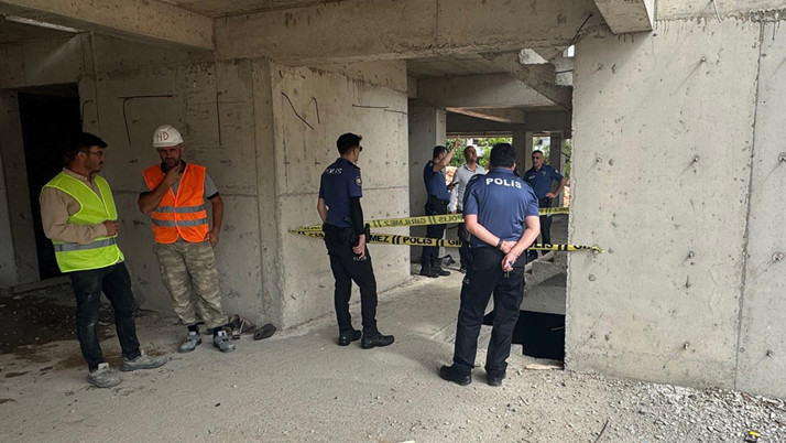 İlk iş günüydü! Antalya'da işçi merdiven boşluğuna düşüp öldü