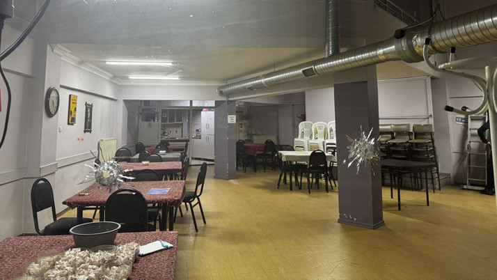 Bursa'da bir kahvehaneye silahlı saldırı