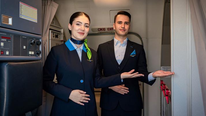 Uçak bileti alacaklar dikkat! AJet'ten Anneler Günü'ne özel büyük kampanya