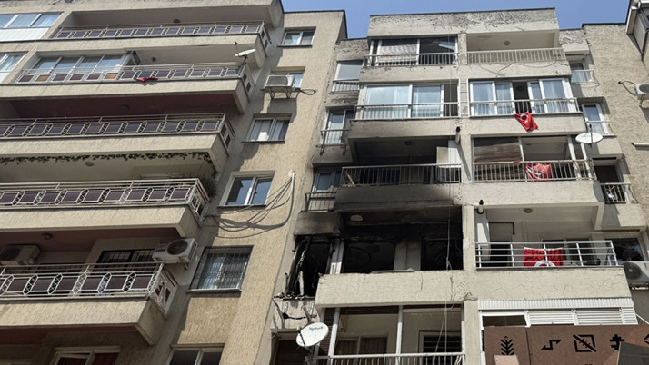 İzmir'de bir evde patlama oldu! Yaralılar var, savcılıktan açıklama