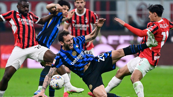 Inter Napoli'nin ikramını geri çevirmedi şampiyonluk yarışı kızıştı