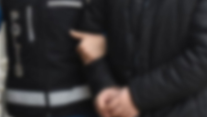 İstanbul'da oğlunu kaçırdıkları galericiden dükkan tapusu istediler!