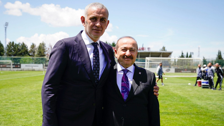 TFF Başkanı İbrahim Hacıosmanoğlu'ndan Gaziantep FK'ye ziyaret
