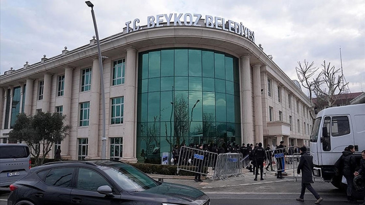 Beykoz Belediye Başkanı Alaattin Köseler ve 25 zanlı hakkında fezleke