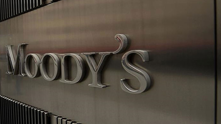 Moody's, ABD'nin kredi notunu düşürdü