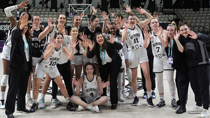 Beşiktaş Kadın Basketbol Takımı'nda 10 oyuncuyla yollar ayrıldı