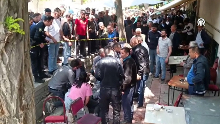 Kars'ta silahlı kavga! Husumetli aileler mahallede karşılaşınca olanlar oldu