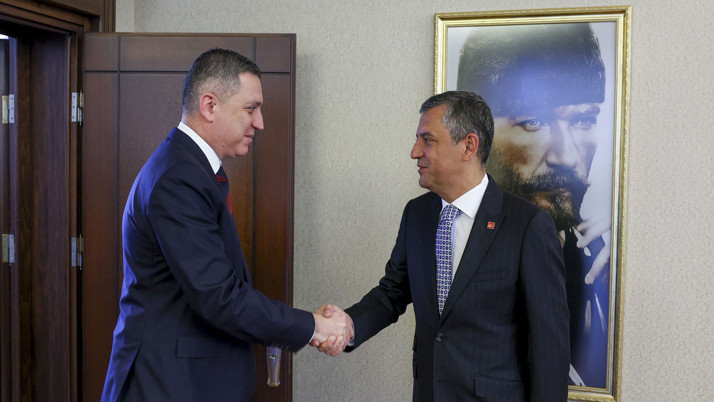 CHP Genel Başkanı Özel, TBB Başkanı Sağkan'ı kabul etti