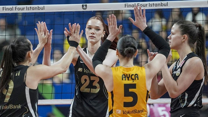 Vakıfbank kadon voleybol takımında 2 isimle yollar ayrıldı