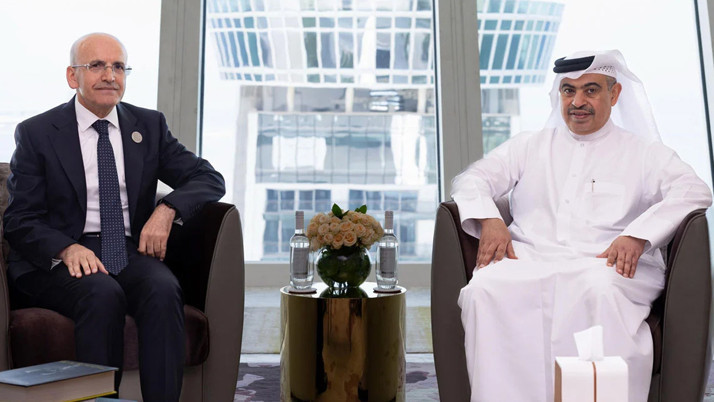 Şimşek, Doha'da Türkiye'deki yatırım fırsatlarını anlattı