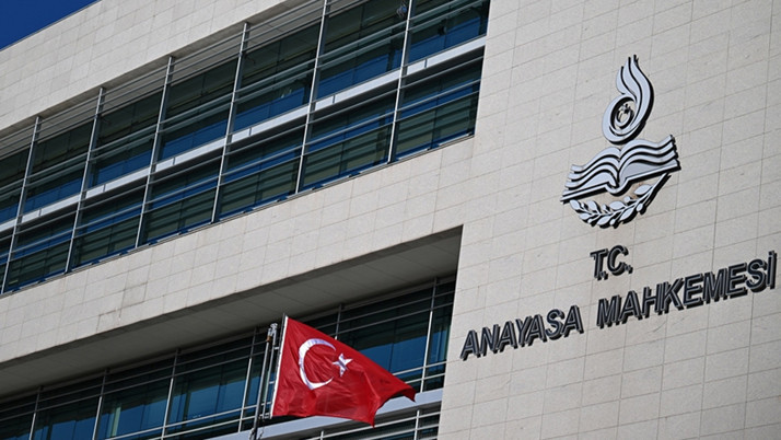 AYM'den Avukatlık Kanunu'ndaki disiplin cezası hükümlerine iptal