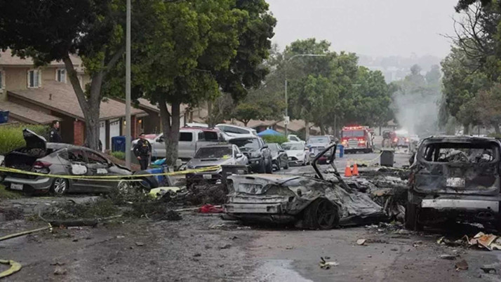 ABD'de yerleşim bölgesine uçak düştü! Çok sayıda ölü var