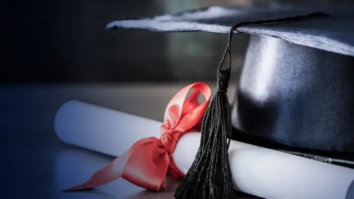 Devlet sistemlerine sızıp gerçek diploma hazırlamışlar!