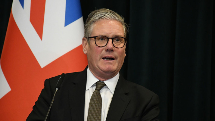 İngiltere Diego Garcia için Chagos Takımadalarını Morityus'a devretti