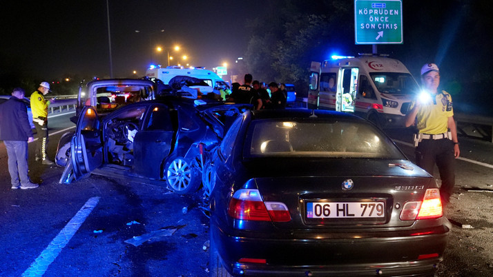 Beykoz'da zincirleme trafik kazasında 7 kişi yaralandı