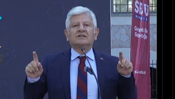 Rektör Kemalettin Aydın: Okumaya gelene paspas, eylem yapmaya gelene dağ gibi dururum