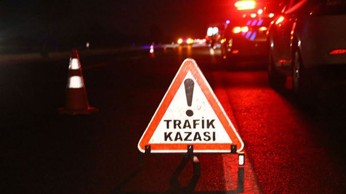 Kocaeli'de otomobil ile motosikletin çarpıştığı kazada 1 kişi yaralandı
