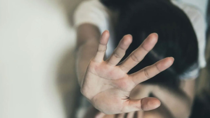 Samsun'da misafirliğe gittiği evde akrabası olan kadını taciz edince...