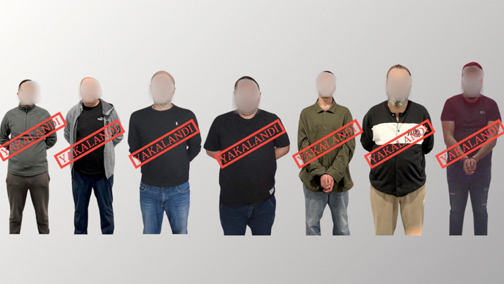 Kırmızı bültenle aranan 7 kişi yakalanarak Türkiye'ye getirildi