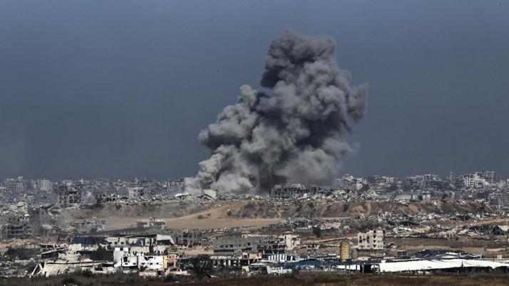 İsrail'den Gazze'de yeni katliam! Yardım almaya çalışan insanlara saldırı