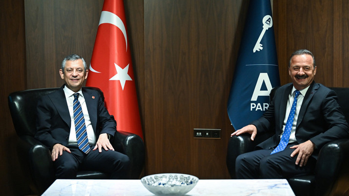 CHP lideri Özgür Özel'den grev açıklaması: Kimse işçiye laf söylememizi beklemesin ama...