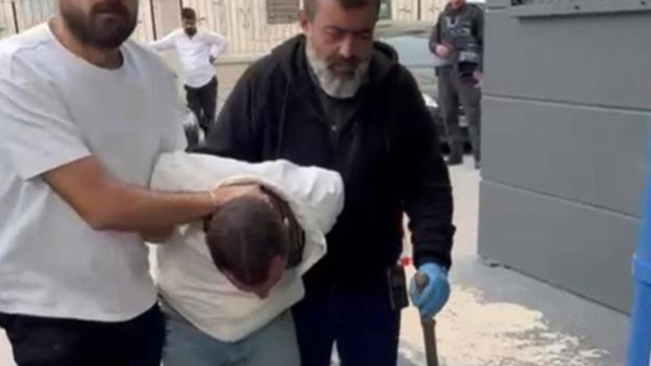 Yol verme kavgasında döner bıçağı çıkaran kişi gözaltına alındı