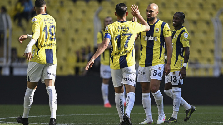 Fenerbahçe'de en fazla süre olan ilk 5 isim Mourinho onları tercih etmedi