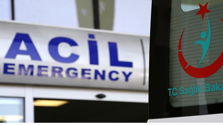 Yemek yiyen öğrenciler fenalaştı! Okulda panik anları