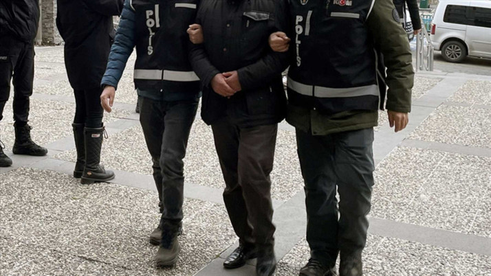 Oyun uygulamasında tanıştı, taciz etti: Gözaltına alındı