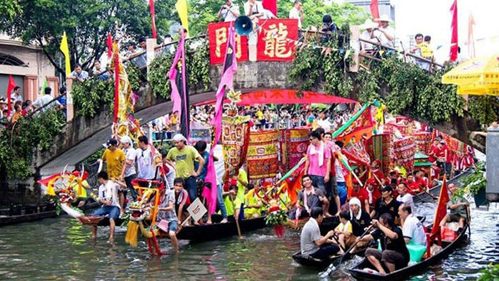 Çin'de Ejderha Kayığı Festivali tatilinde 653,7 milyon ülke içi seyahat yapıldı
