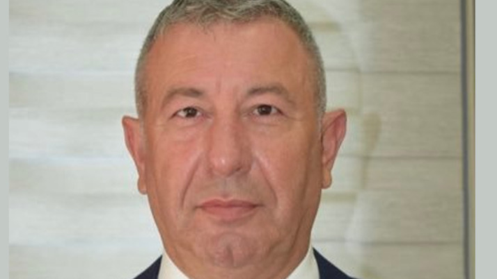 Alaçatı'da iş insanına silahlı saldırı