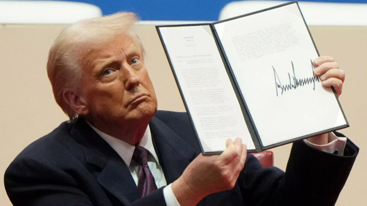 Trump 12 ülke vatandaşlarının ABD'ye girişini yasakladı