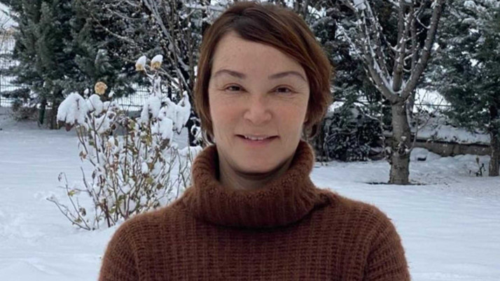 Aslı Baykal'dan olay paylaşım: Yeni Cumhurbaşkanı adayı aramaya başlasınlar