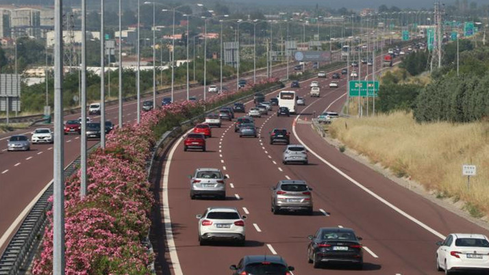 Osmangazi Köprüsü'nde dönüş hareketliliği başladı
