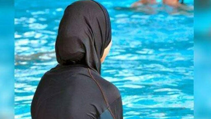 Suriye'de kadınlar için plajlarda haşema giymek zorunlu oldu